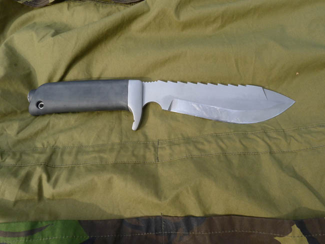 An 80s Revival: Surviving with the Dartmoor Knife