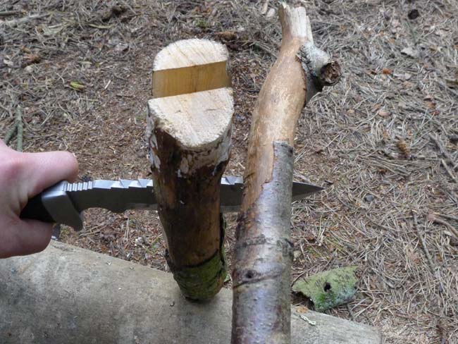 Splitting firewood with the Dartmoor Knife CSK185