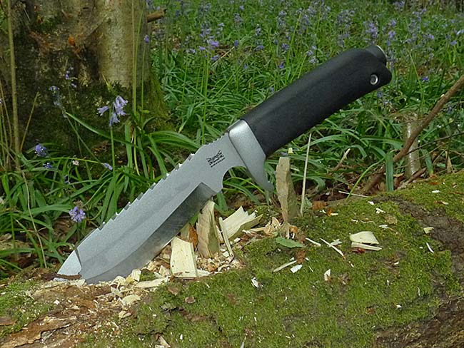 An 80s Revival: Surviving with the Dartmoor Knife