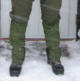 A pair of gaiters.