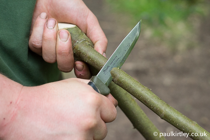 How To Carve A Beaked Notch For Pot Hangers