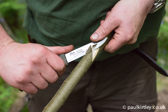 How To Carve A Beaked Notch For Pot Hangers