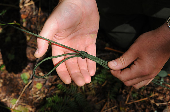 How to tie an Adjustable Grip Hitch 