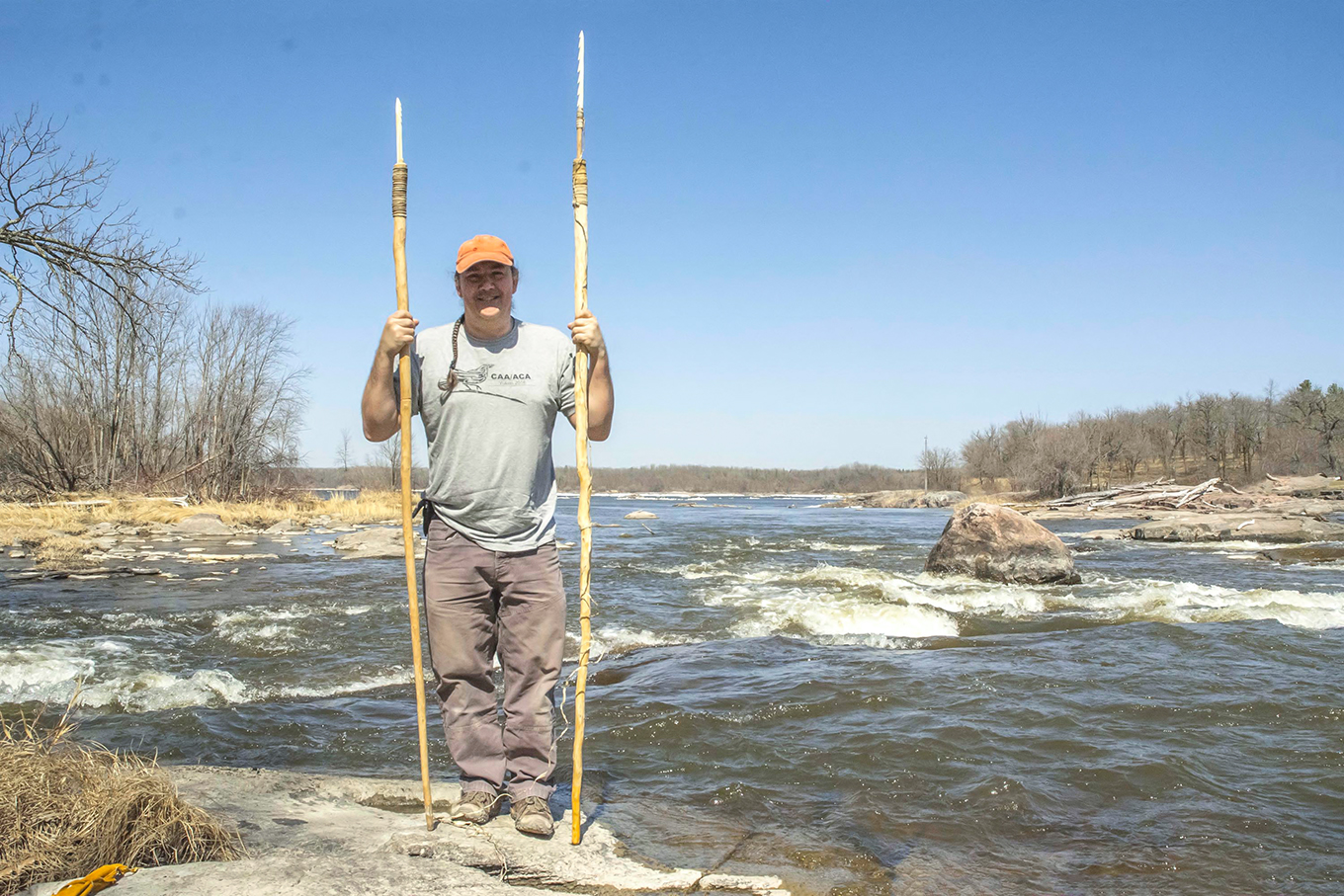 Kevin Brownlee experimental and indigenous archaeology at work in the field